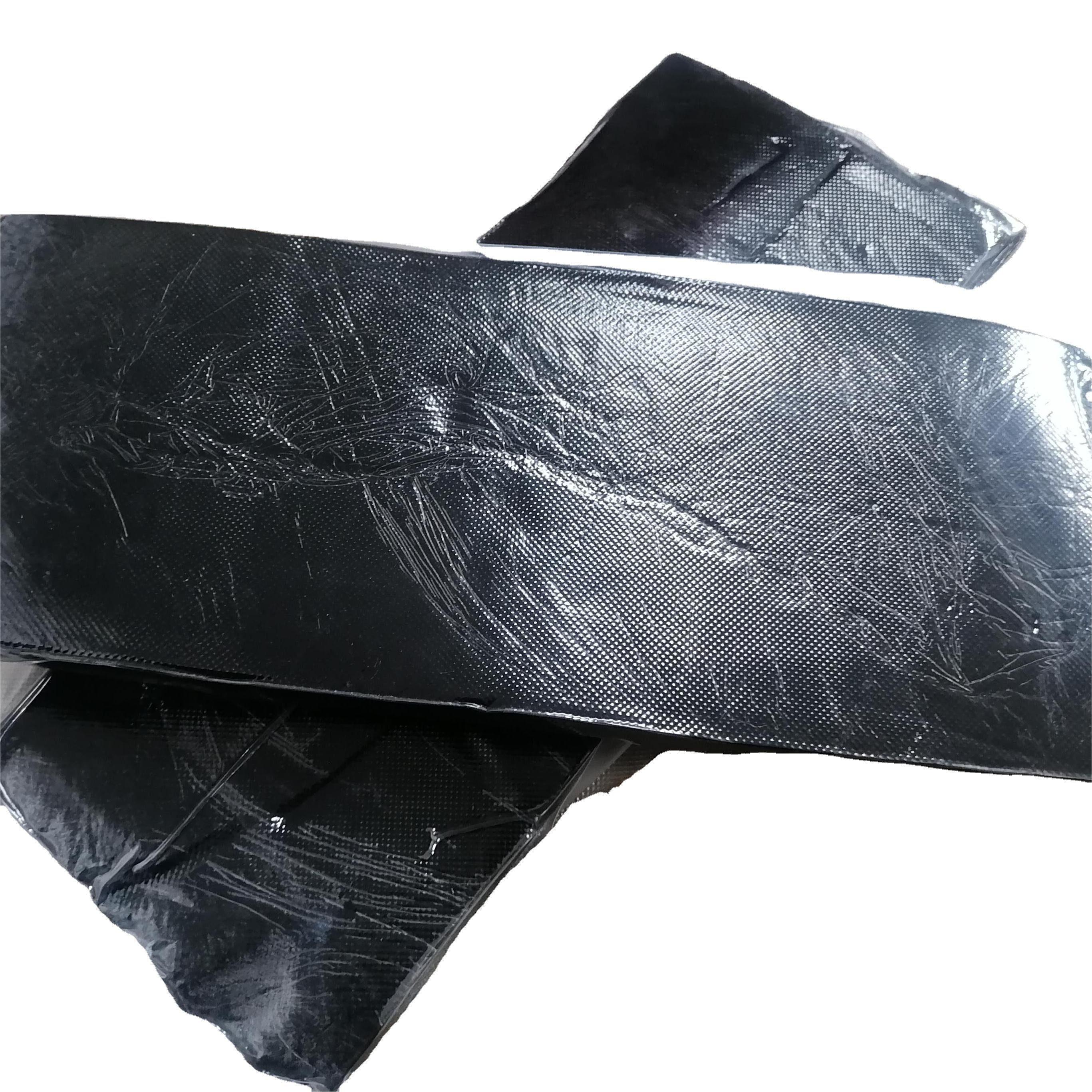 Factory produces Urethane rubber PU raw rubber compound for the manufacture of rubber tire