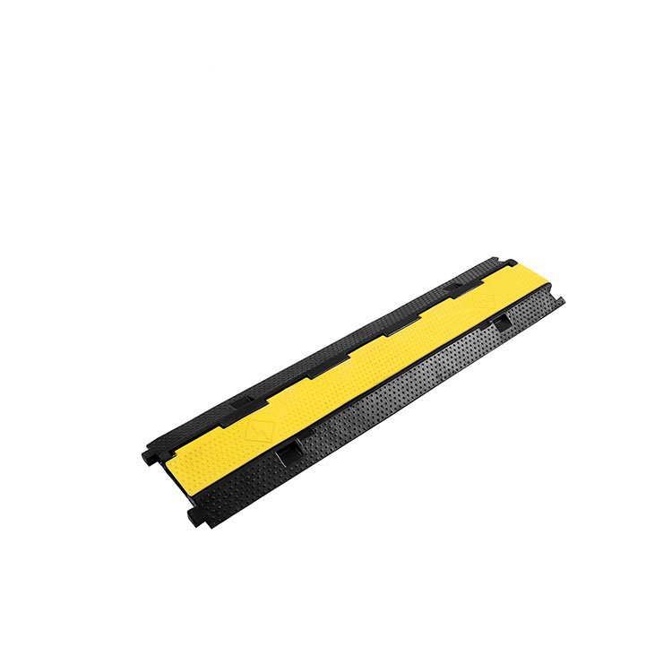 Custom Cut 1000*300*50mm Speed Hump 3-Channel Cable Protector Roadway Safety Rubber Ramp for Garage Automotive Rubber