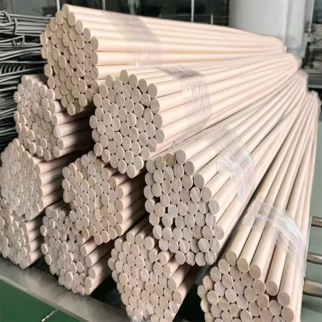 30% Carbon Fiber Filled Black PEEK Plastic Rod High Temperature Resistance Product Category Plastic Sheets