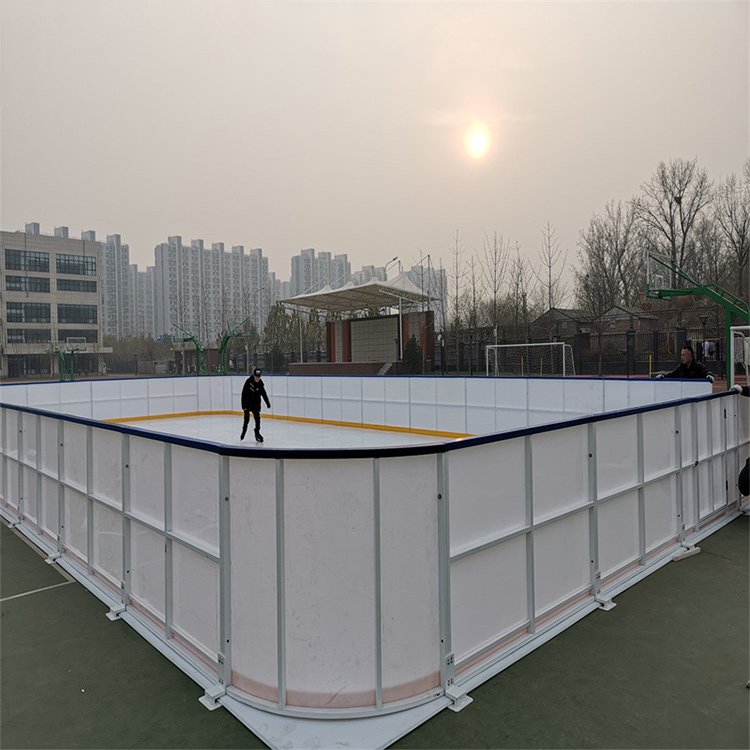 Customised uhmwpe ice sheet simulation ice sheet for skating rink track wear-resistant pe polyethylene simulation ice sheet