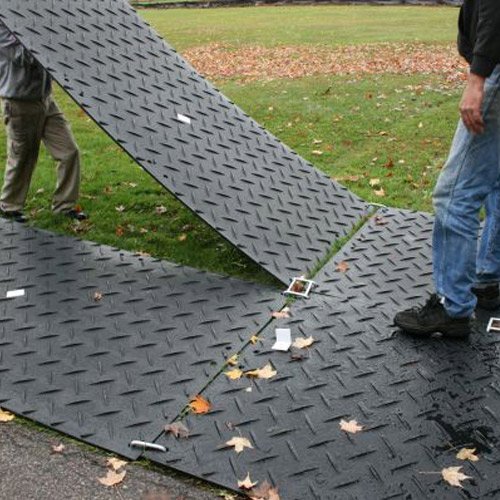 HDPE Interlocking Flooring 4*8 Ft Plastic Access Road Running Track Cover Heavy Duty Ground Protection Mats
