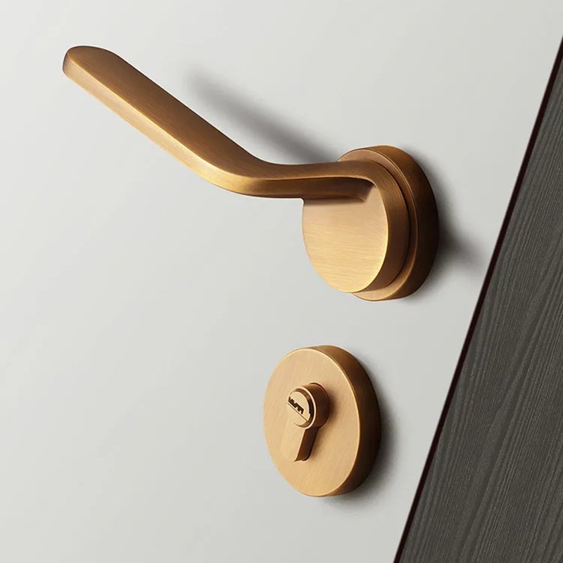 European Modern Luxury Fancy Privacy Entry Chrome SS Stainless Steel Lever Type Doorknob Door Handle With Lock For Interior Door