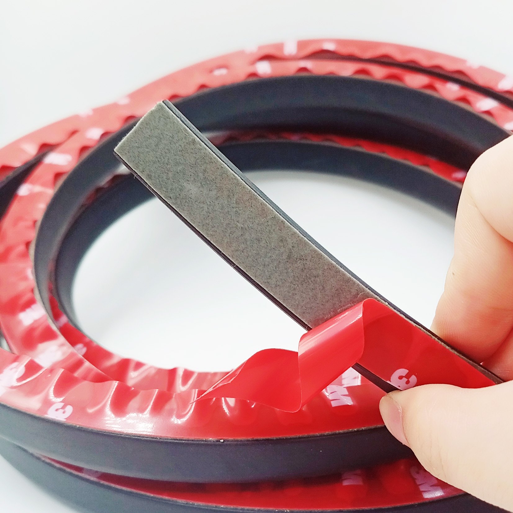 Premium Self-Adhesive EPDM Foam Window Seal Tape for Cars Waterproof Soundproof Dustproof Simple Installation
