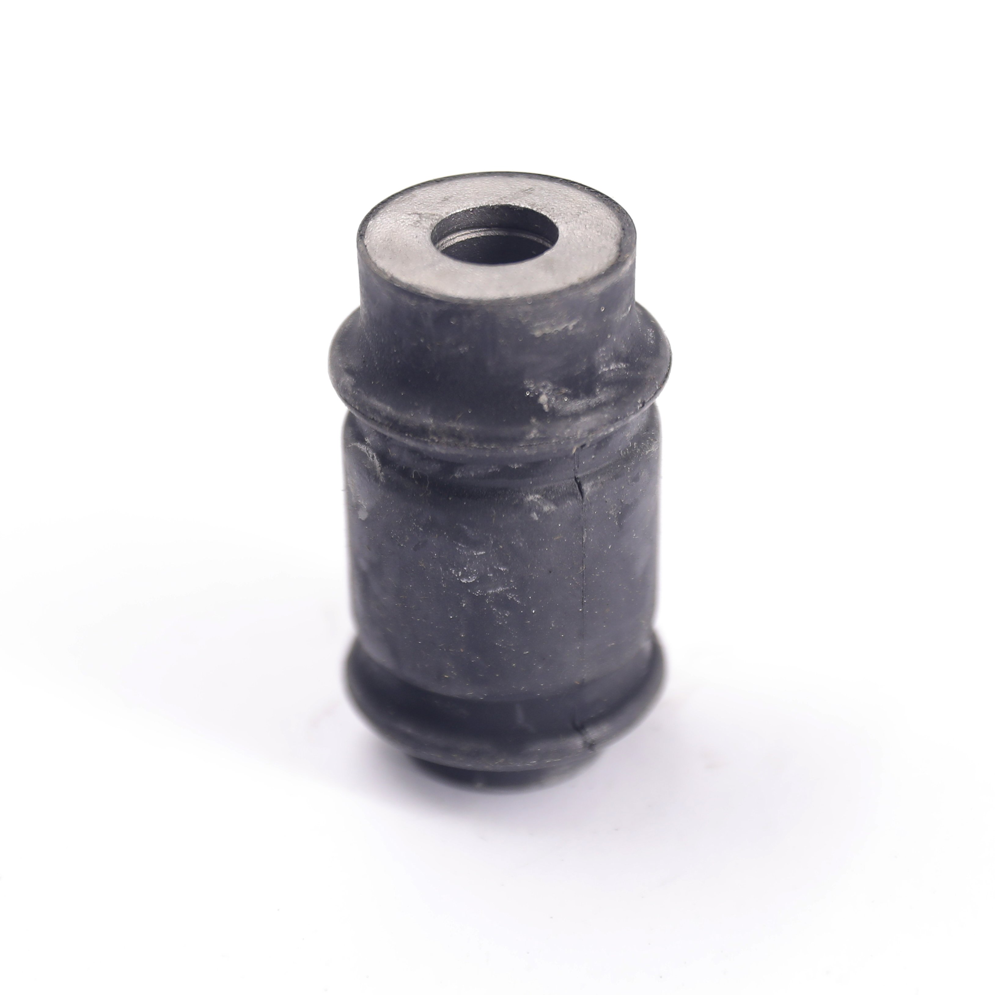 K200783 MS50304 Front Lower Forward Stabilizer Bar Bushing For CHEVROLET EQUINOX 2005-2009 21990364 25848403 2585194
