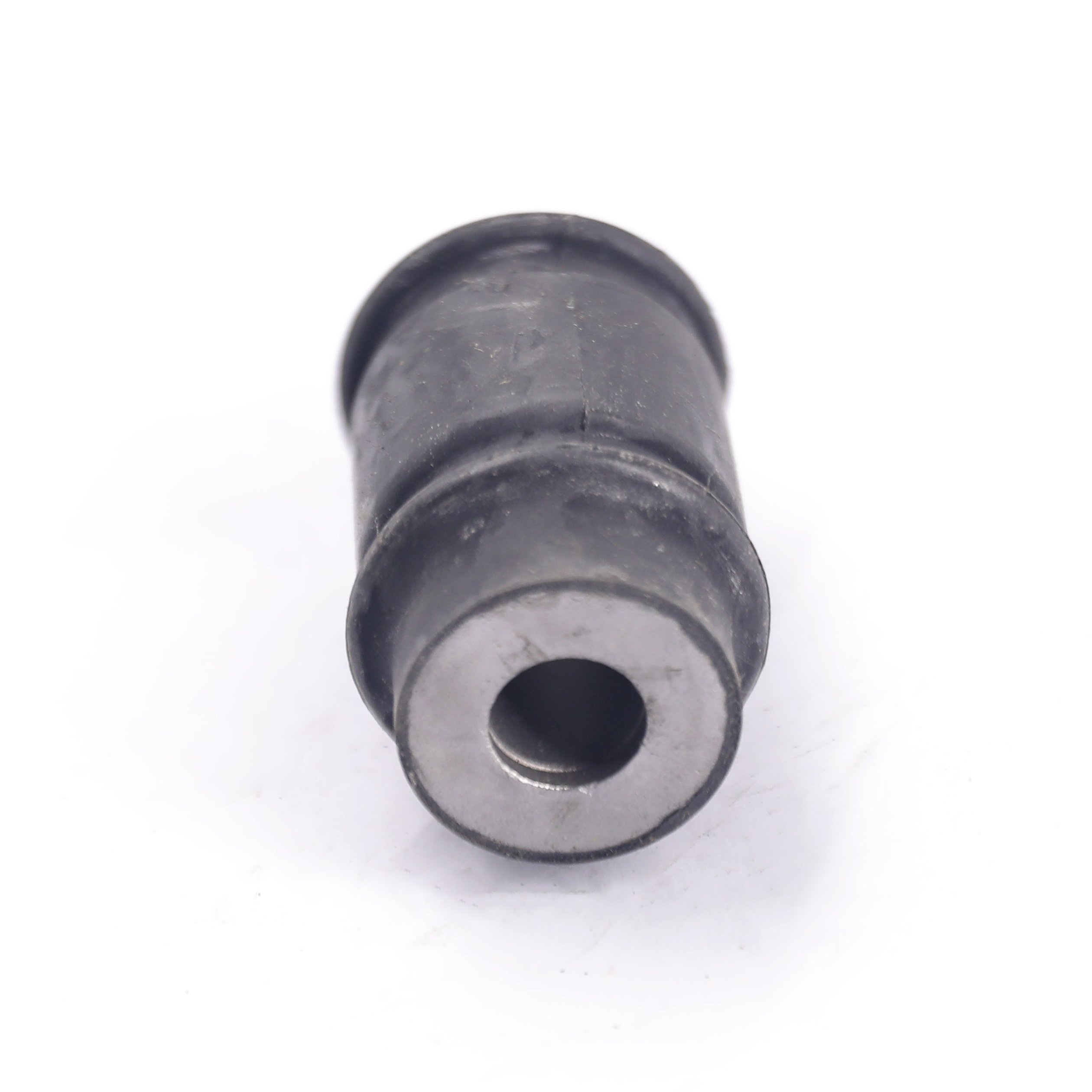 K200783 MS50304 Front Lower Forward Stabilizer Bar Bushing For CHEVROLET EQUINOX 2005-2009 21990364 25848403 2585194