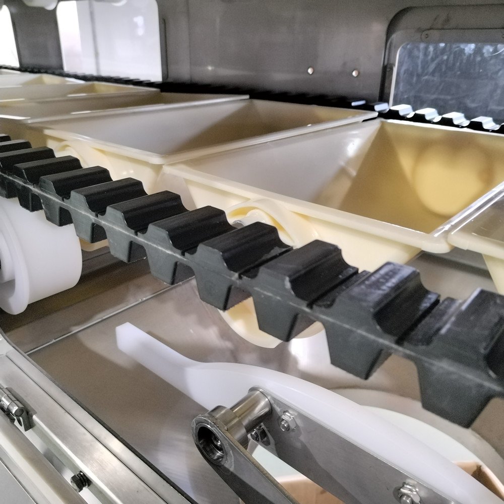 Take away Industrial Z conveyor machine Customized 304 Z type bucket elevator chain price for food beans peanuts