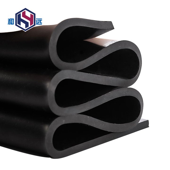 Rubber pad, oil resistant, wear-resistant, anti slip rubber plate, black insulated rubber pad, thickened shock absorber pad