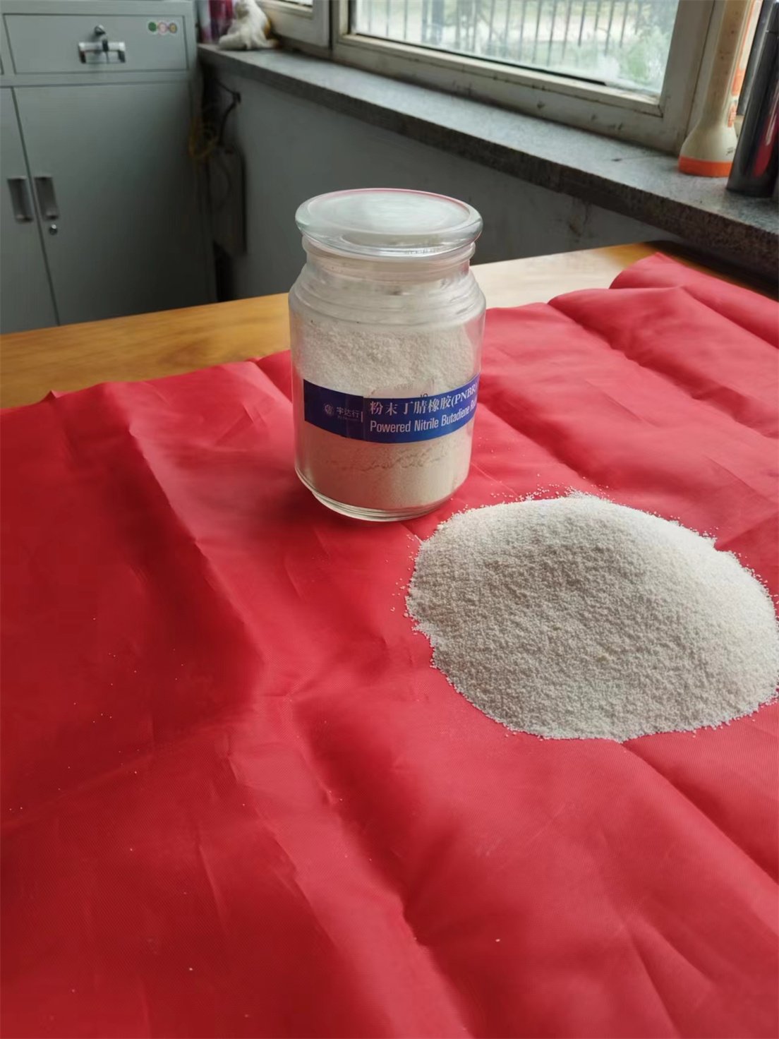 China Supplier Cylinder Nitrile Rubber Seal Nitrile Gasket Rubber Sheet Powdered Nitrile Rubber