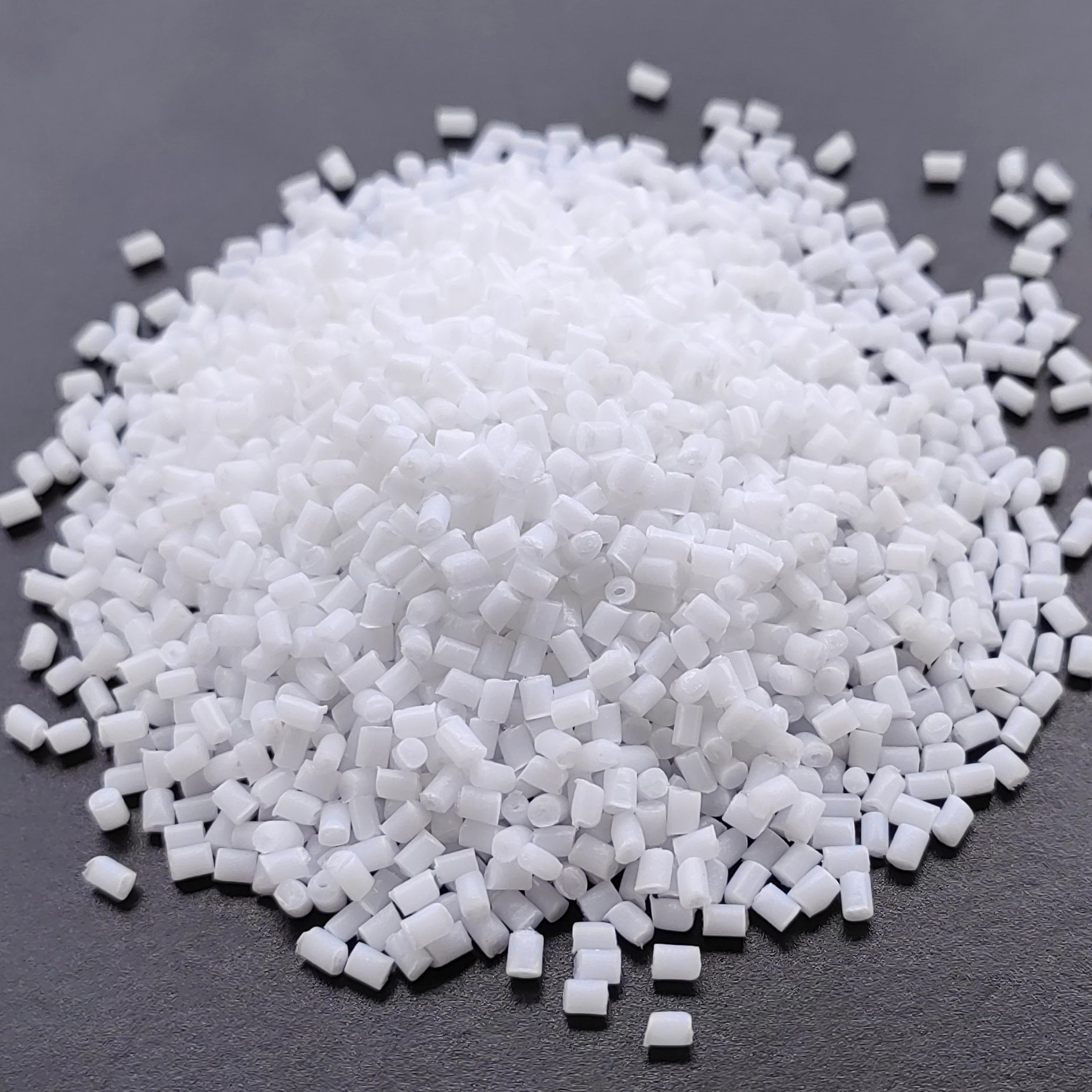 POM N2640 Z6 AT High Impact Resistance Low Rigidity Injection Grade POM plastic Raw Materials