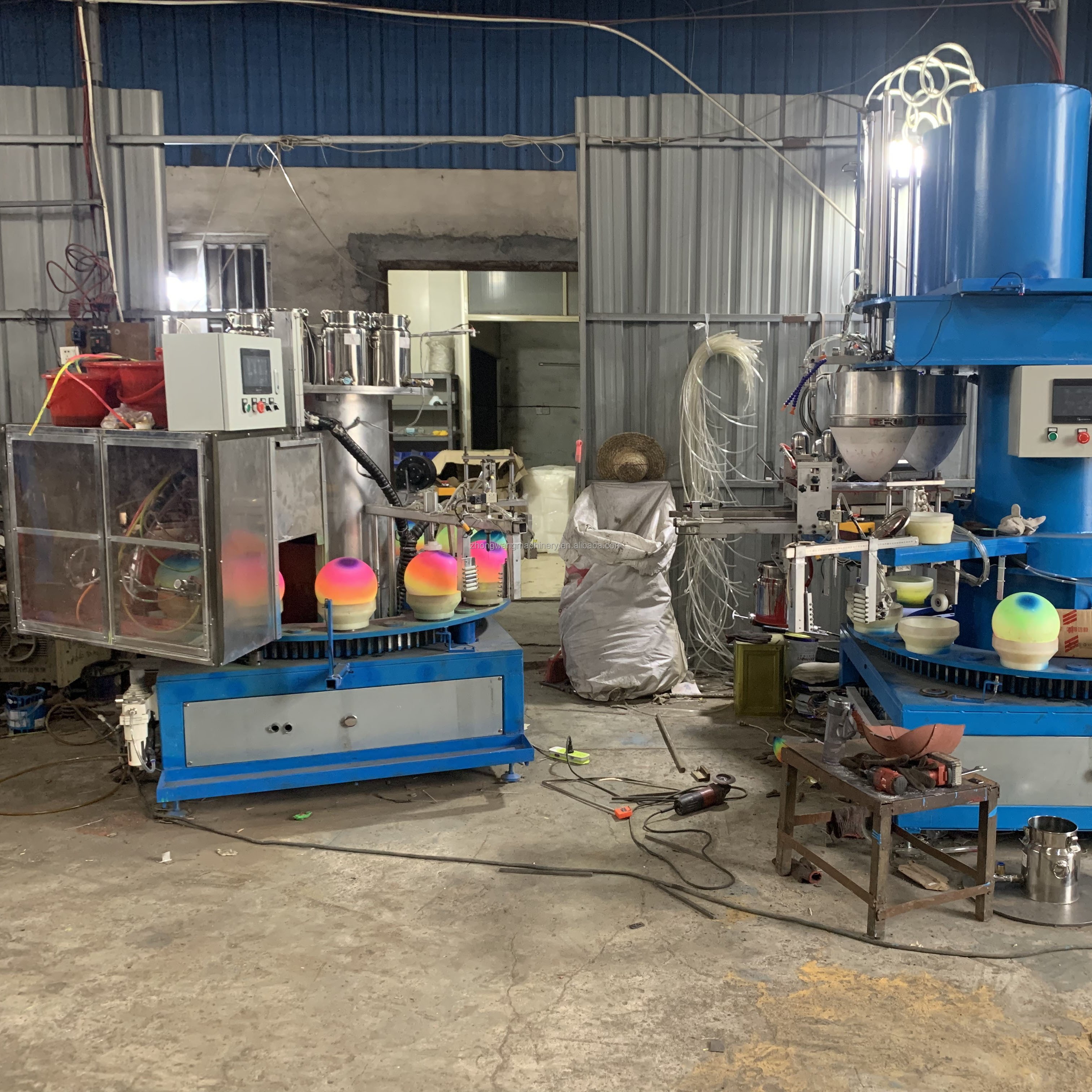 Hot Selling Vinyl Toys Machine Rubber Processing Plastic Rotational Molding Machine