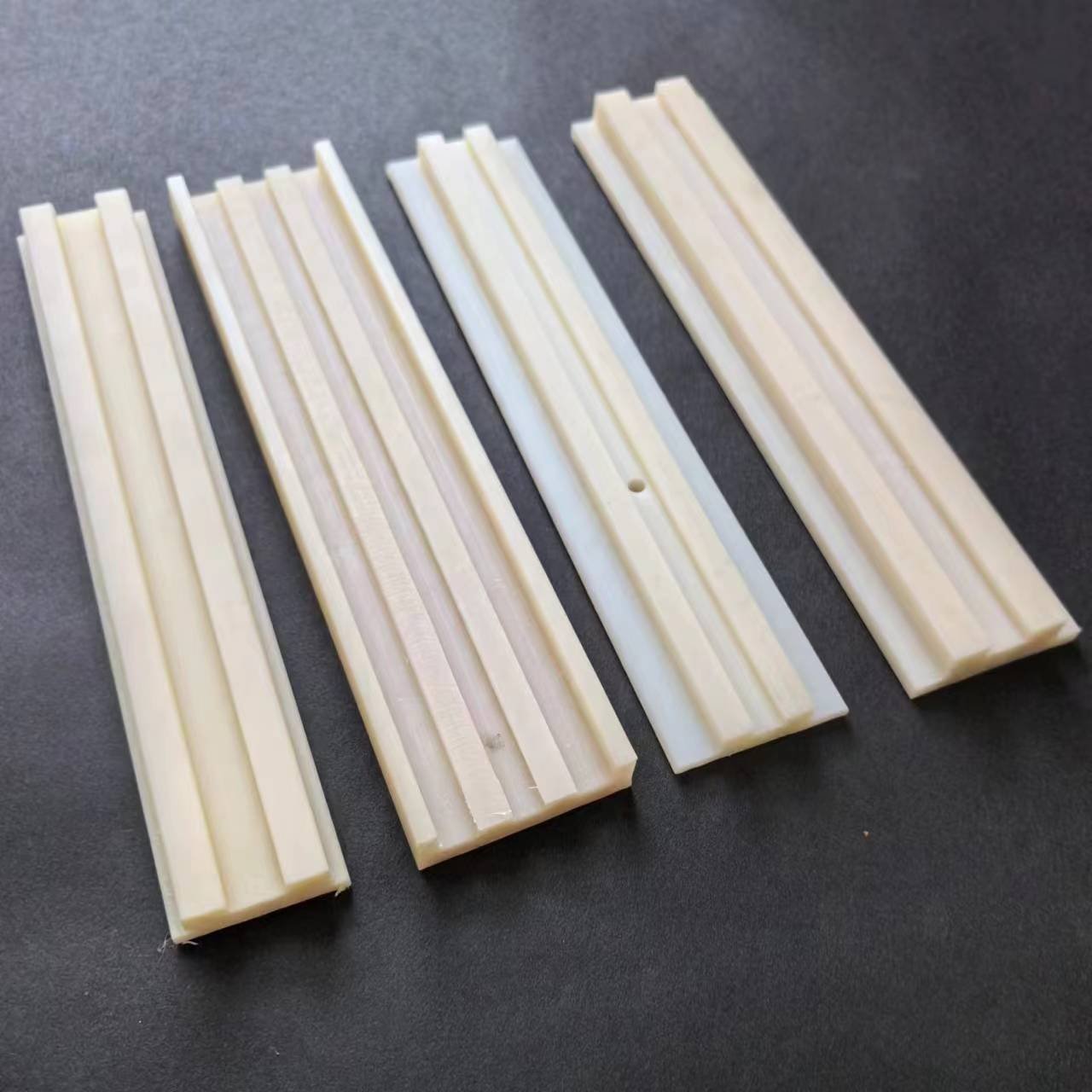 Manufacturers directly supply wear-resistant solid nylon rectangular strip nylon block custom PP POM plastic parts