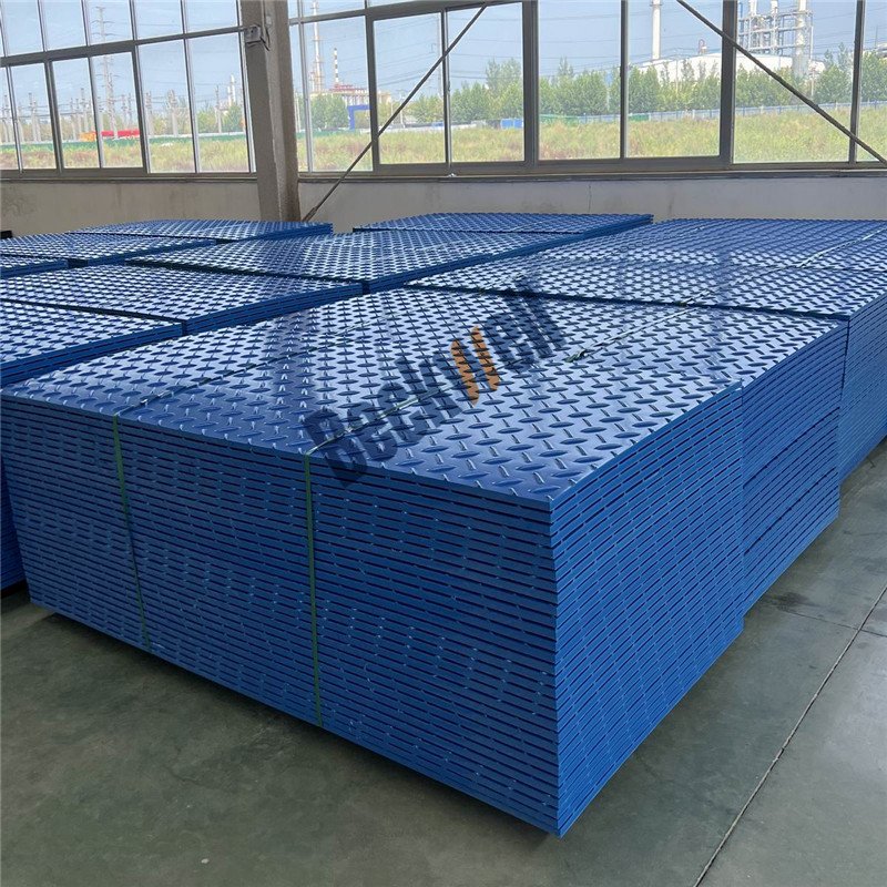 HDPE Ground Protection Mats Plastic Walkway Temporary Roadway Pathway Trackway for Heavy Duty Truck 4x8ftx1/2in