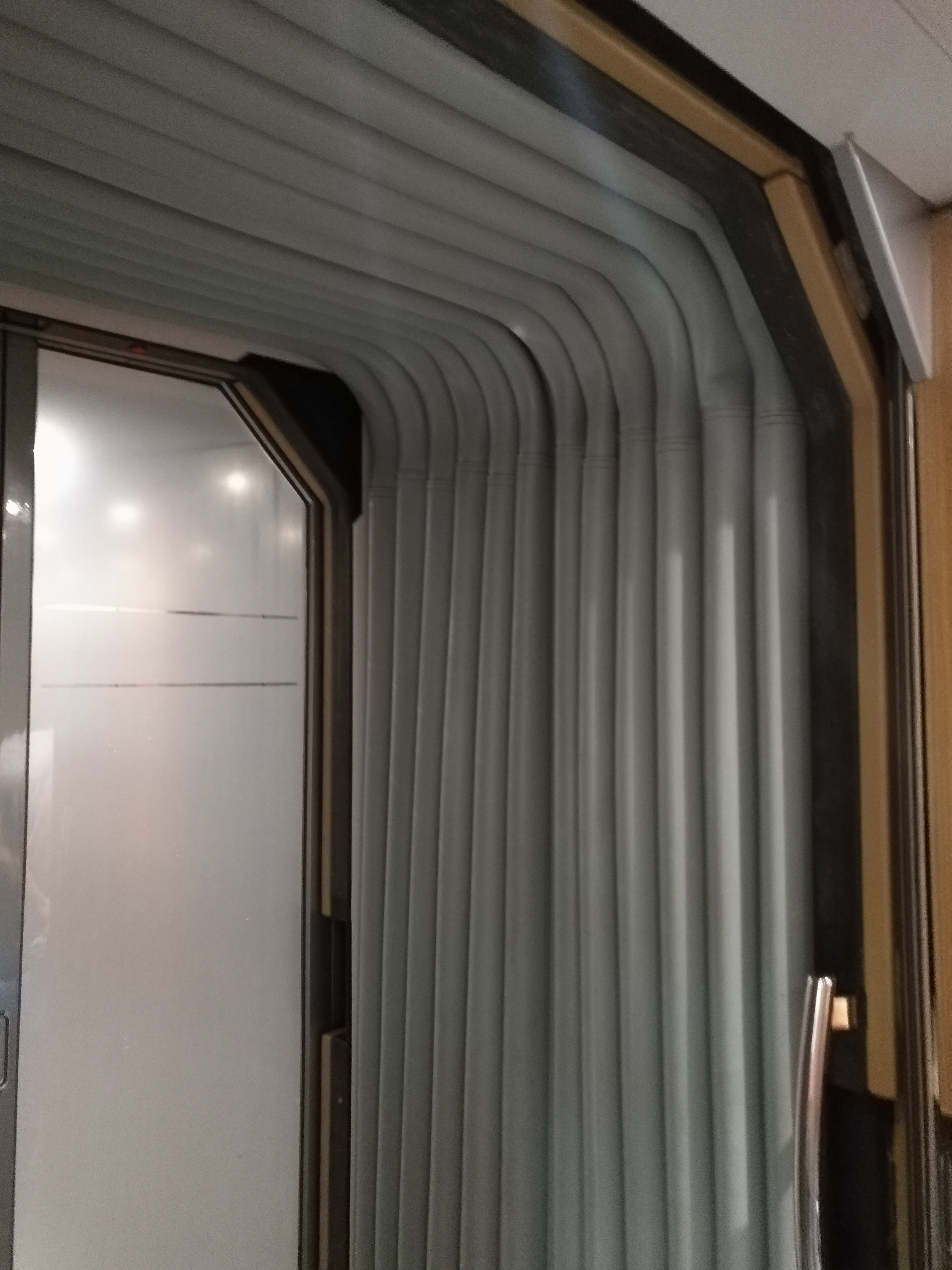 High quality flame Retarded railway gangway using hypalon rubber sheet coil material hypalon fabric