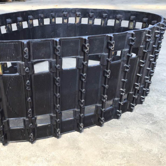 Customize new mold for crawler tracks Snowmobile rubber track 254x64x35 with light weight