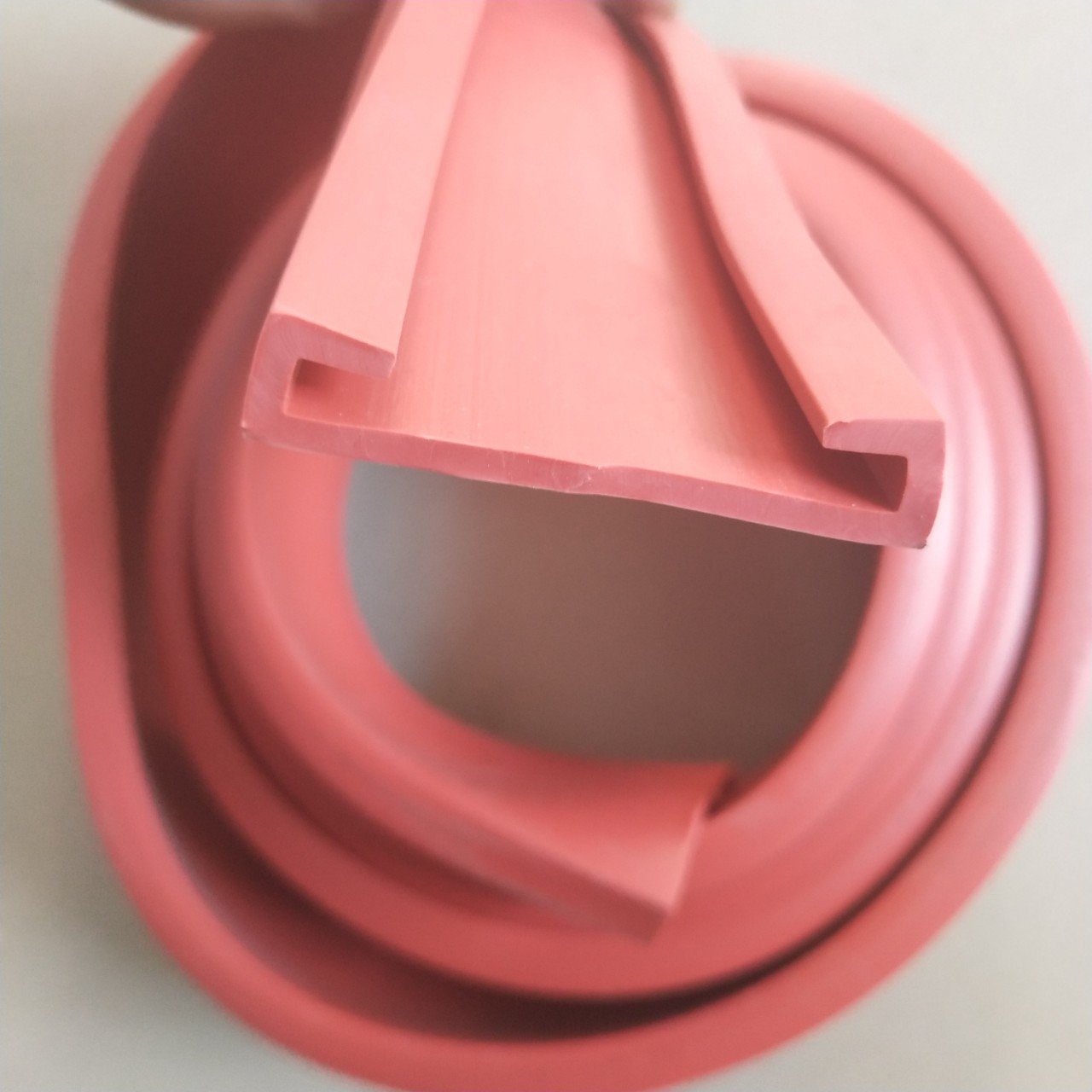C-type silicone rubber strip for fire protection clamp high temperature EPDM strip