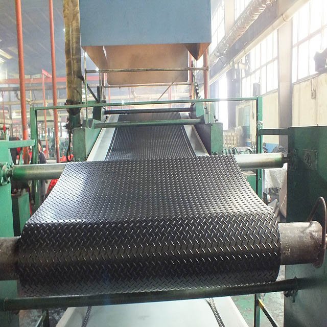 Factory Custom Non Slip Thin Rubber Mat Insulation Rubber Mats Diamond Plate Rubber Flooring Roll