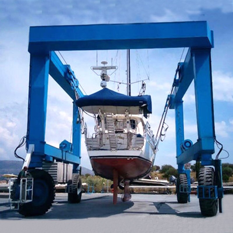 Factory customized Rubber tyred gantry crane for boat marine travel lift boat lifting cranes