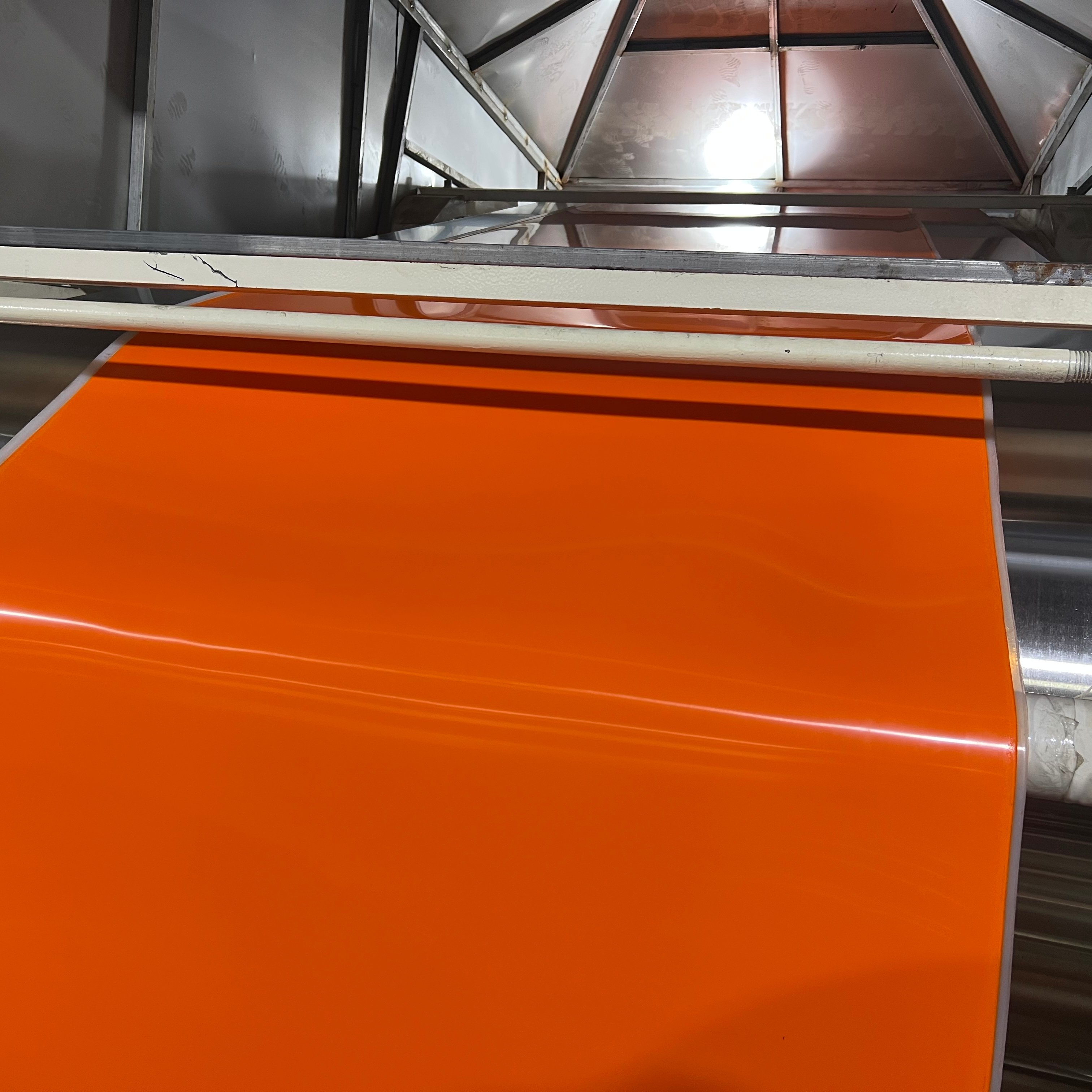 NR 2Mpa-20Mpa Durable Wear Resistant 35 Shore A Orange Brown Color Natural Rubber Lining Sheet