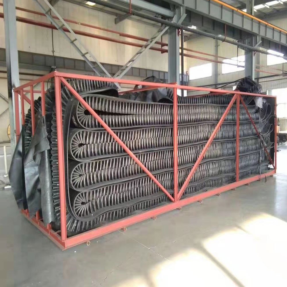 China Suppliers Large Angle Wear Resistant Sidewall Skirt Rubber Conveyor Belt