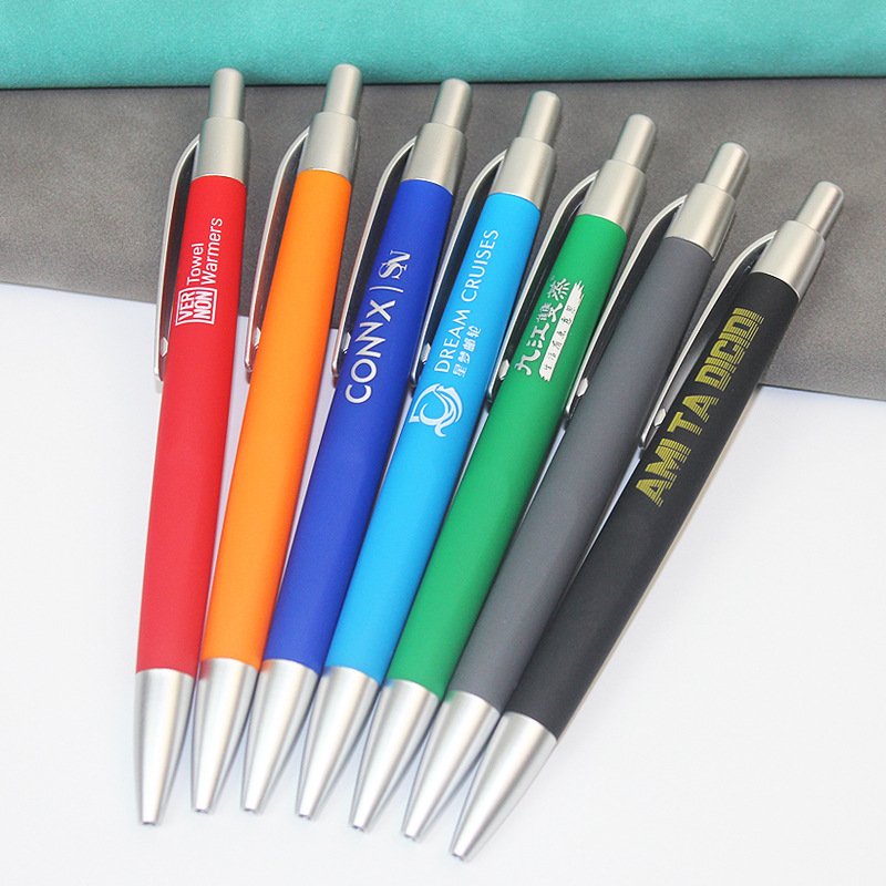Wholesale Custom Logo Gift Rubber Plastic Ballpoint Pen High Quality Promotional Ballpoint Pen Plastic Advertising Hotel Pen