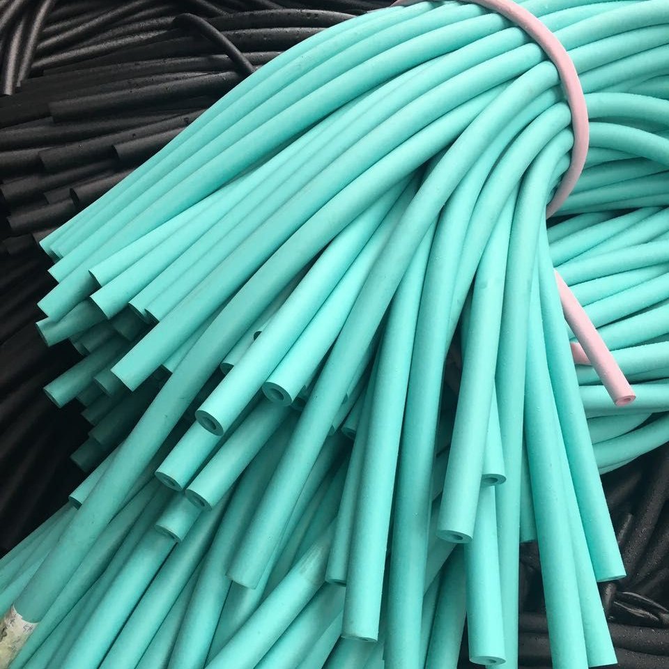 NBR Sponge Tubing Oil Resistance Thermal Insulation Neoprene Foam Tube Handles for Sports Equipment