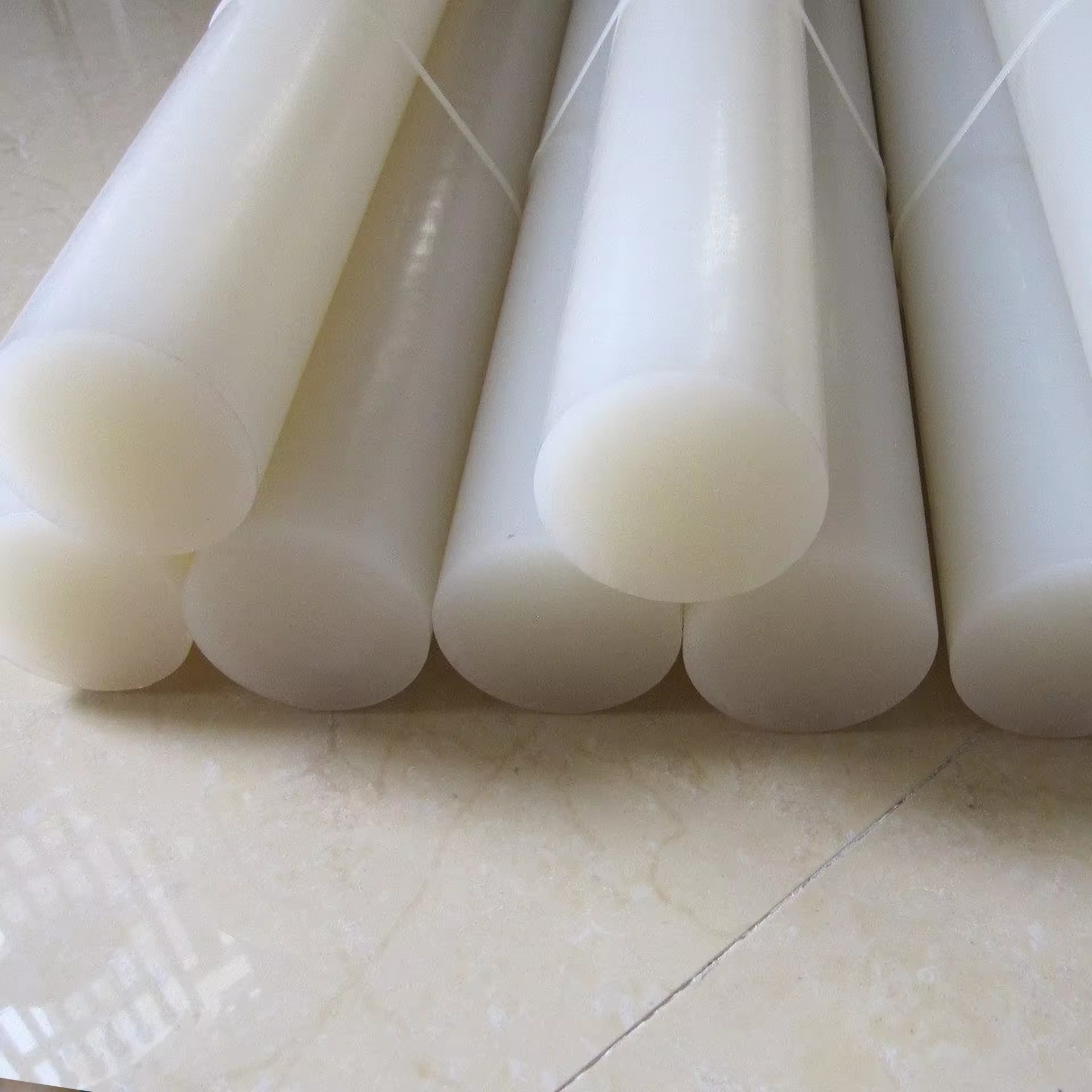 Frechem High-End Engineering PVDF Plastic Rod PVDF Bars
