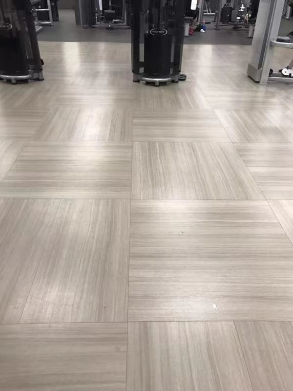 Factory sales 5mm thick Anti-slip Wooden Rubber Flooring Tiles high elastic soft Rubber mats