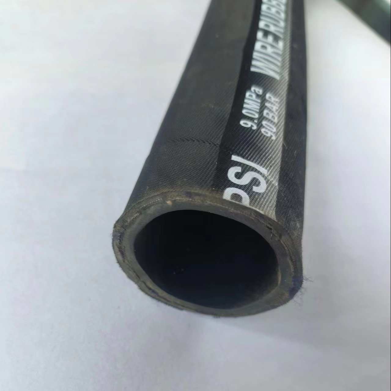 Customized New Brand Connector And Fittings Hydraulic Hose Pipe Flexible Applications