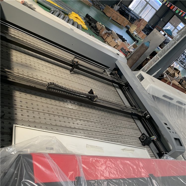 PVC fabric/polyester/tarpaulin laser cutting machine for tent,marquee,awning