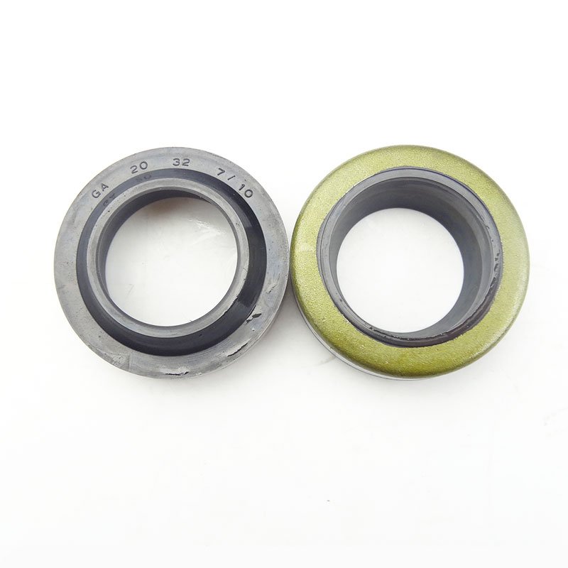 Nitrile fluorine rubber oil seal TC oil seal 20*32*7/10 for automotive parts