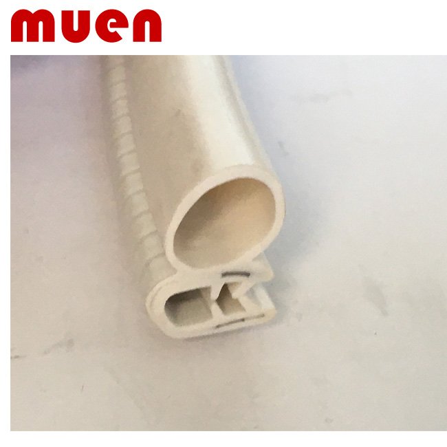 Oem High Quality Gsg Plywood Solid Color T Edge Decoration PVC Coated Plywood Pvc Automotive Rubber