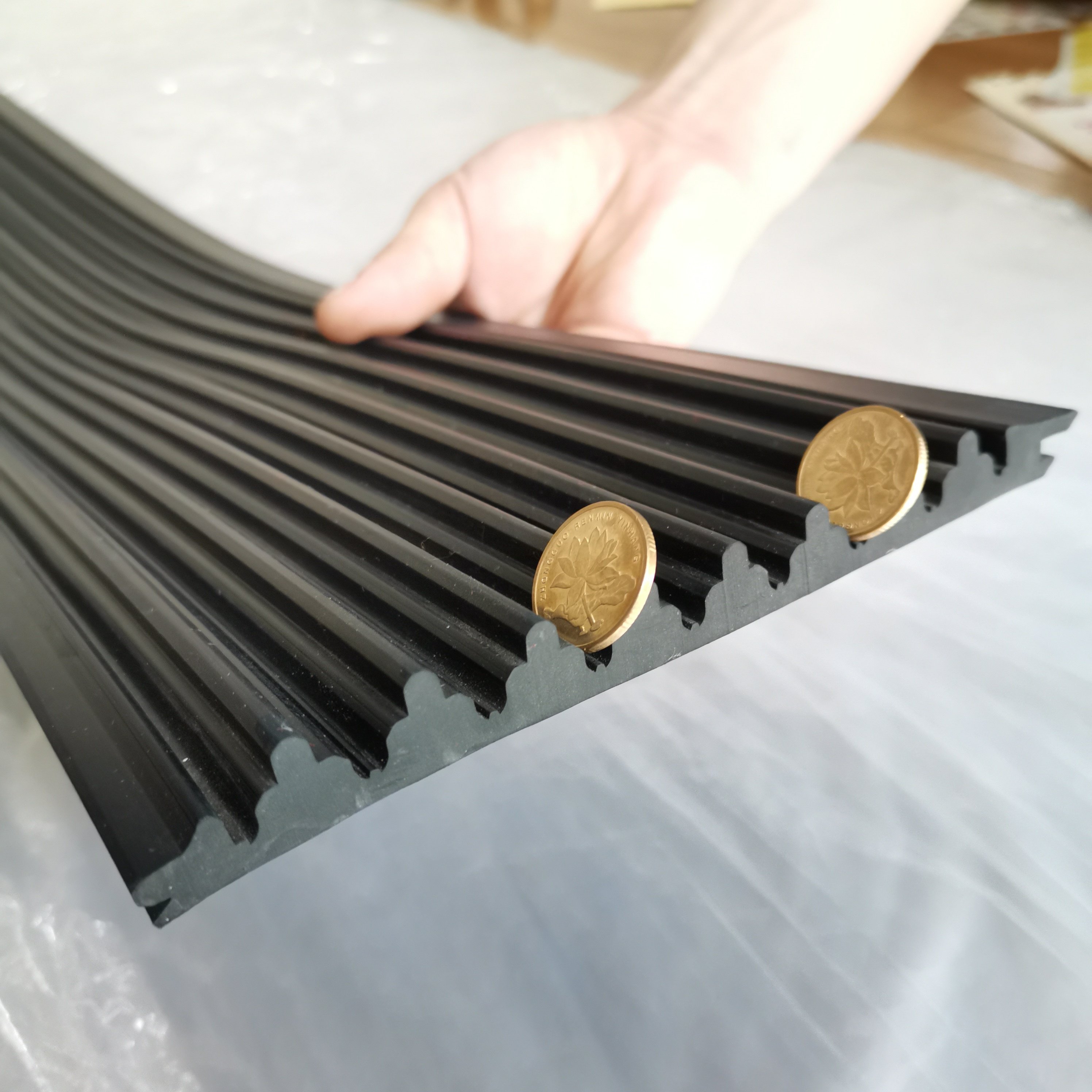 Mineral Separator Rubber Sheets Dredger Rubber Sheet Gold Mining Carpet Centrifugal Concentrator Gold for Zambia