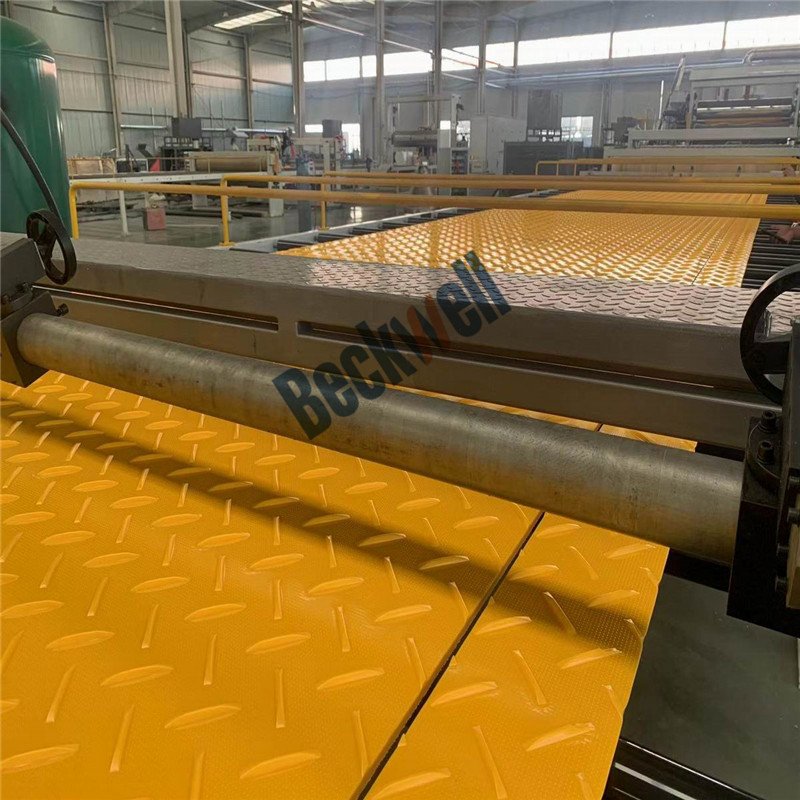 4x8ft HDPE Ground Protection Mat for Heavy Duty Vehicles Construction Landscape Tree Care Logging Sites