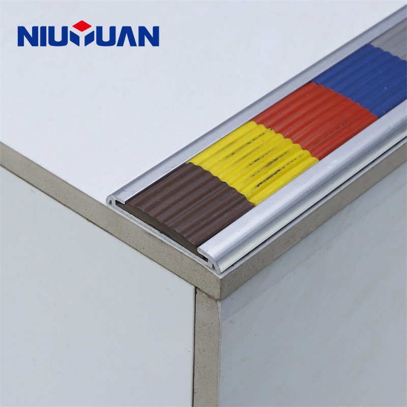 NIYUAN Manufacturer Customization Floor Anti Slip Aluminium Stair Edge Nosing