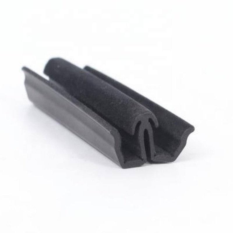 Automotive/Car Safety Reliability Odorless Windshield Window Sunroof Molding EPDM Rubber Extruded Sealing Strip