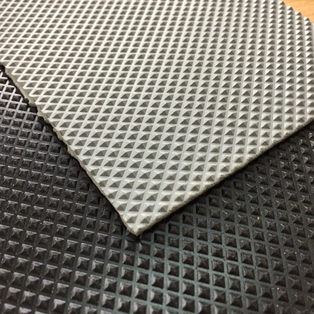 Super thin 2mm soft black rough top anti-slip small diamond rubber matting / neolite rubber sheet SBR