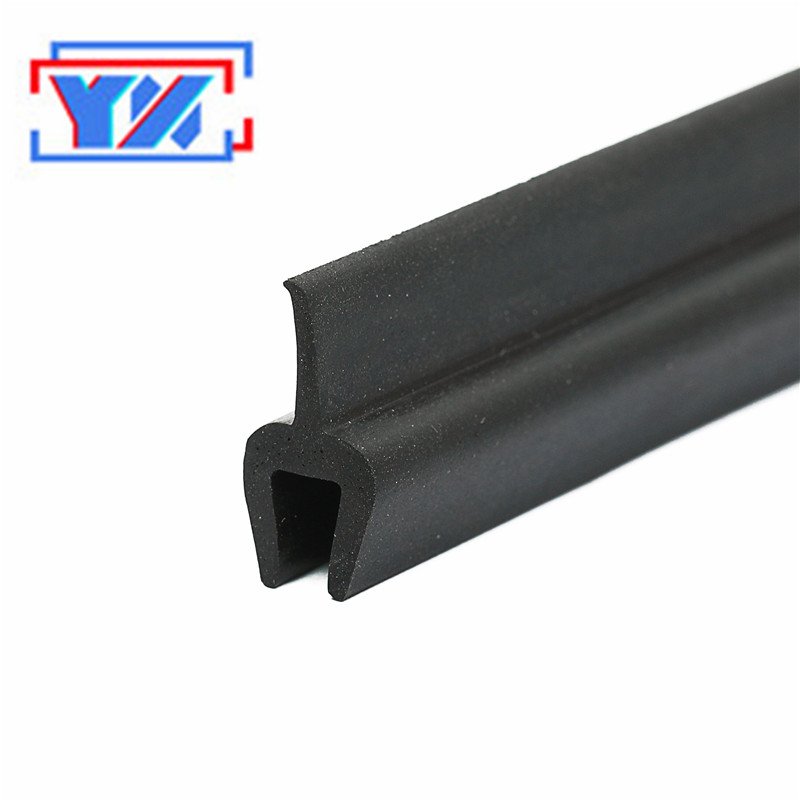 YXSY Custom Automotive/Car Safety Reliability Odorless Windshield Window Sunroof Molding EPDM Rubber Extruded Sealing Strip