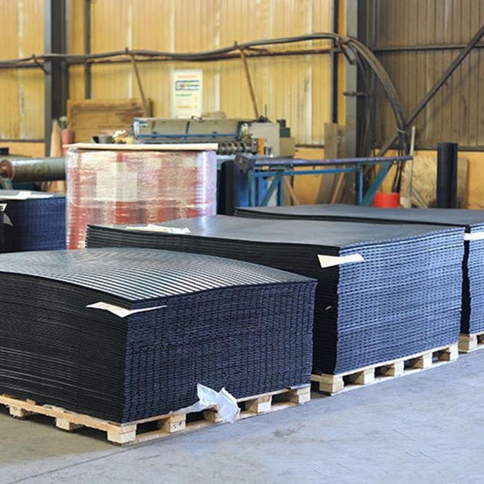 High quality low price anti slip animal husbandry stable cow rubber mat floor