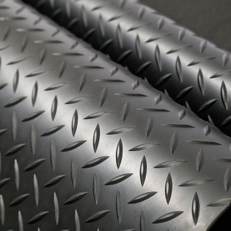 High density anti slip wear resistant diamond checker round stud ribbed rubber floor mat roll epdm willow leaf rubber sheet