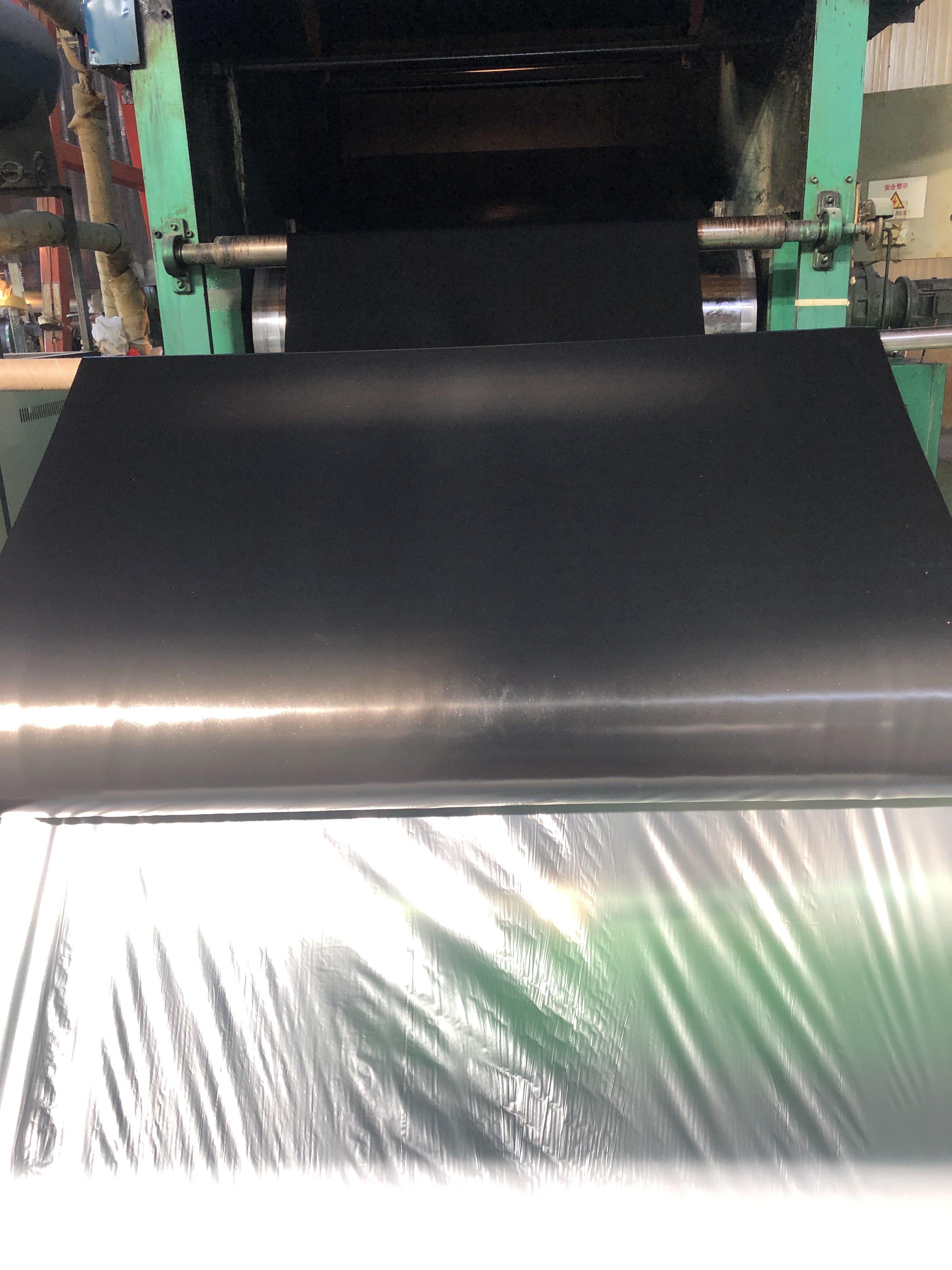 DENSITY 1.5 HARDNESS 65 SHORE A EPDM RUBBER SHEET
