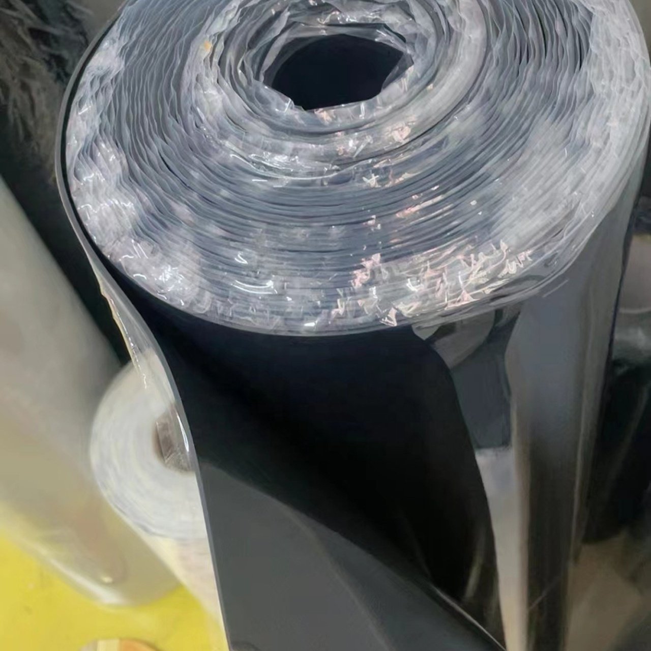 Factory wholesale custom heat resistant black inflaming retarding mat silicone rubber sheet 0.8mm