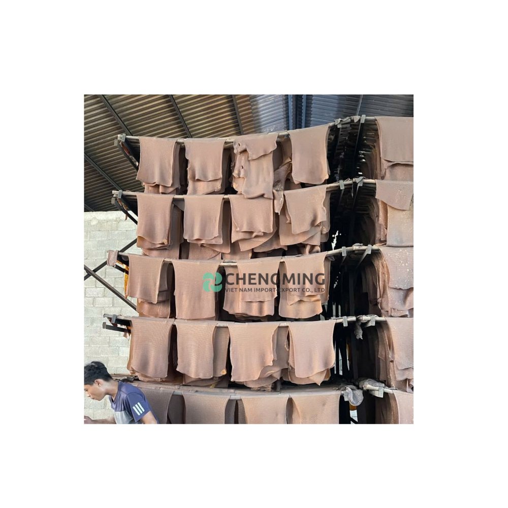 Raw materials Natural Rubber RSS3 Direct Factory Vietnam Rubber FOR TIRE AND CAR Wholesale Price Competitive Prices