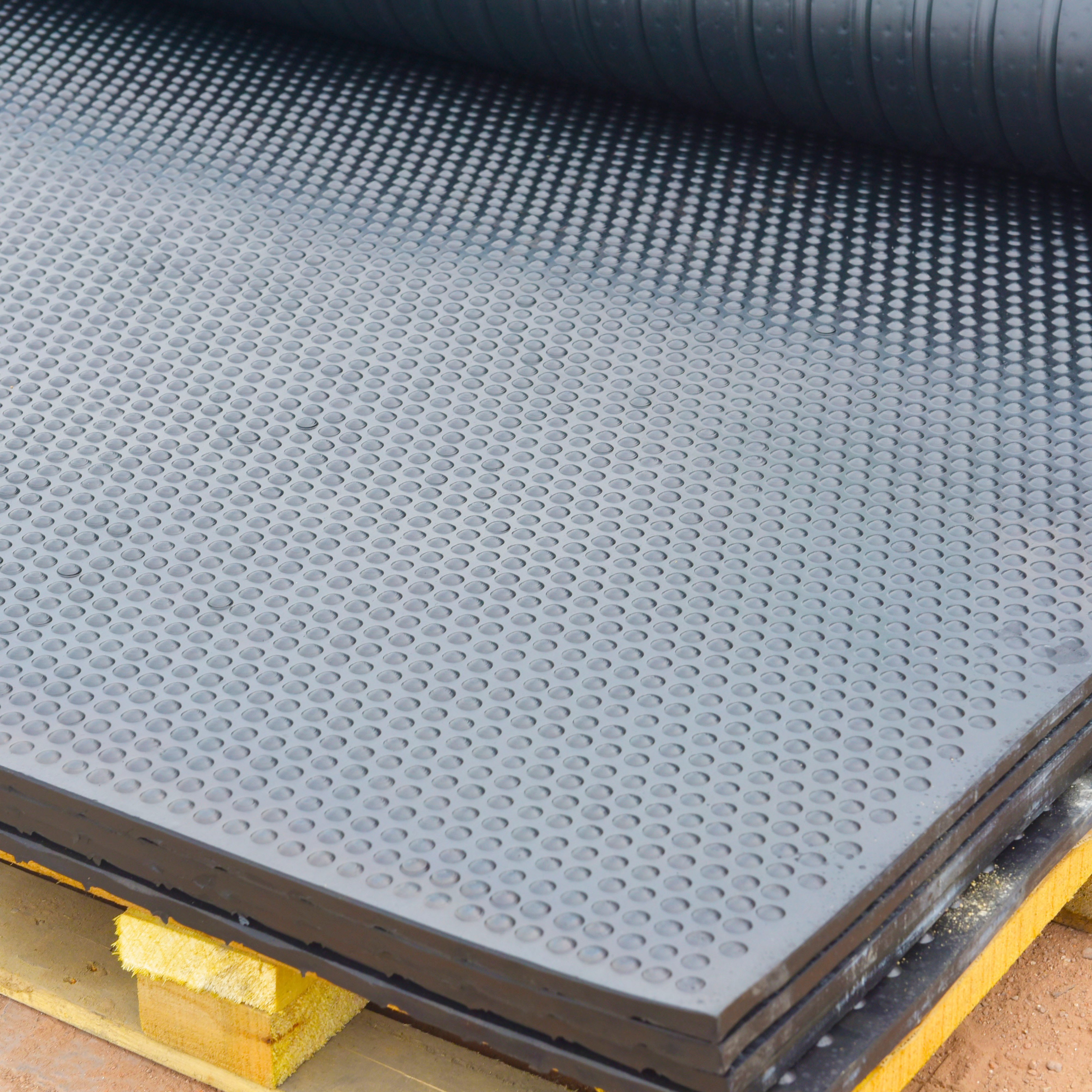 High quality 3-25mm Farm work anti slip rubber sheet rubber floor horse cow mat