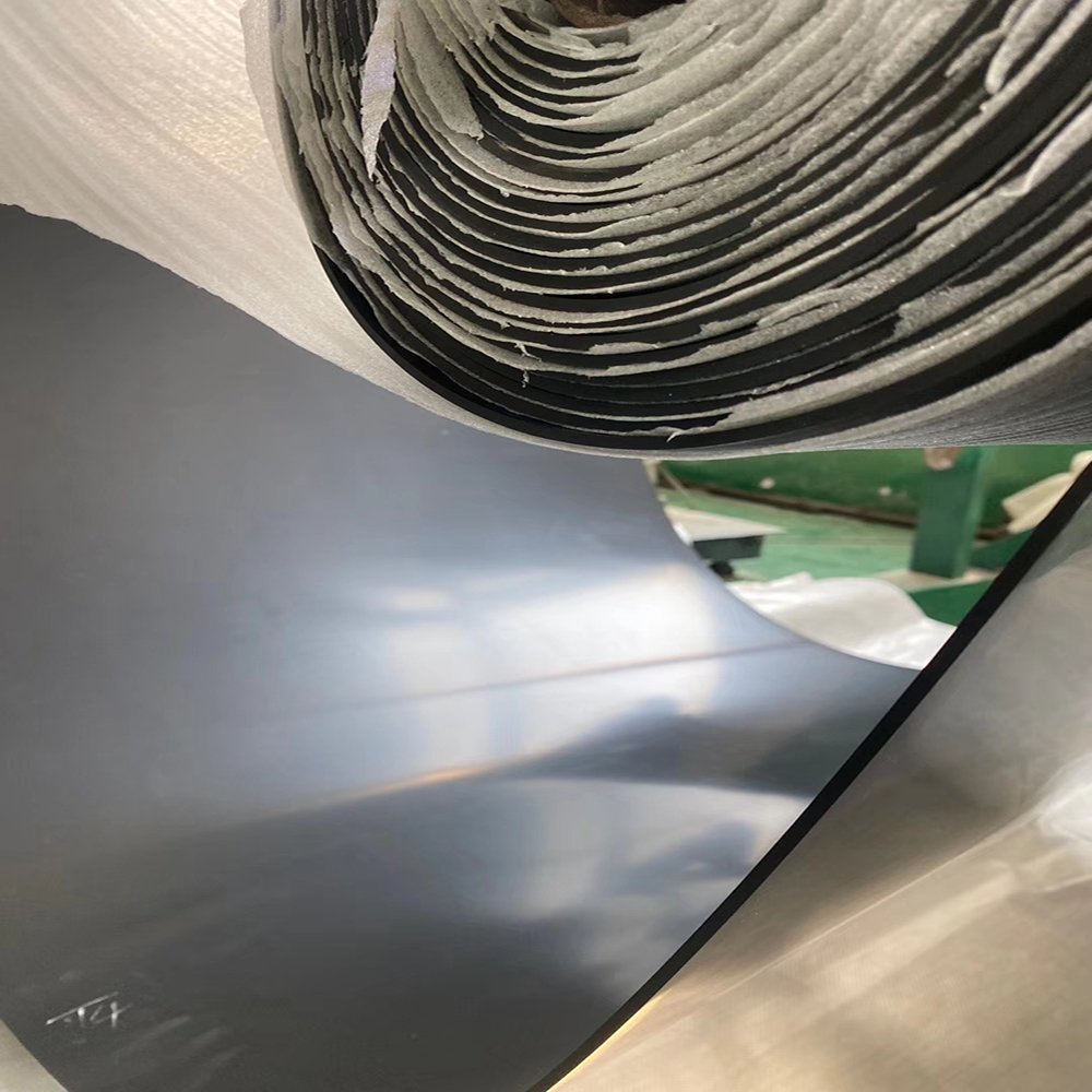 Calendering Smooth Finish Factory Direct Sell Good Tensile Strength FKM Rubber Sheet