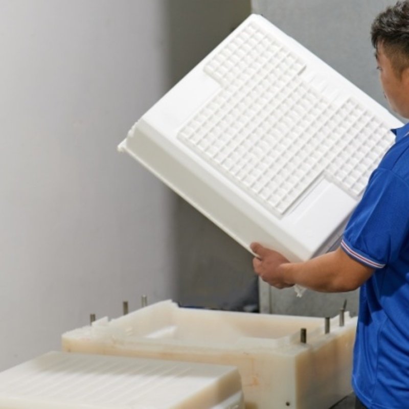 Plastic Silicone Mold Factory Manufacturing Supplier Customized Plastic Silicone Molds Auto Accessories For Vacuum Casting