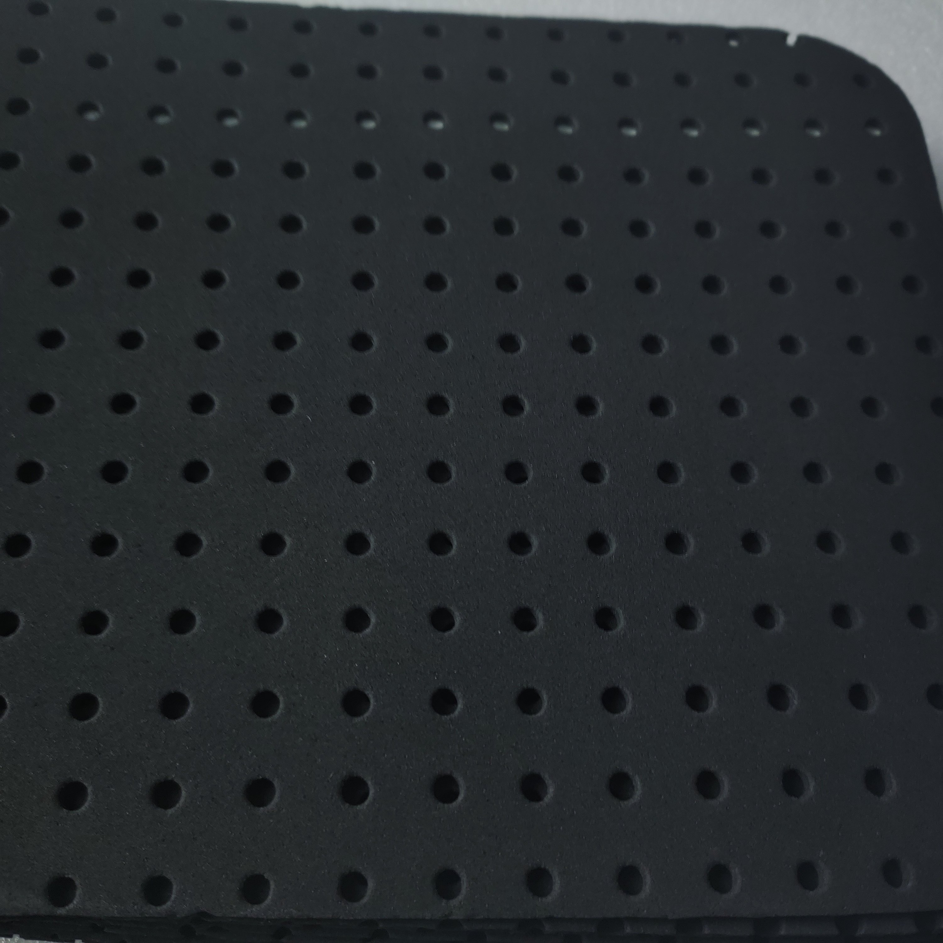 Custom Punching Hole Sizes Neoprene Fabric High Elastic Breathable Perforated Neoprene Foam Rubber Sheet