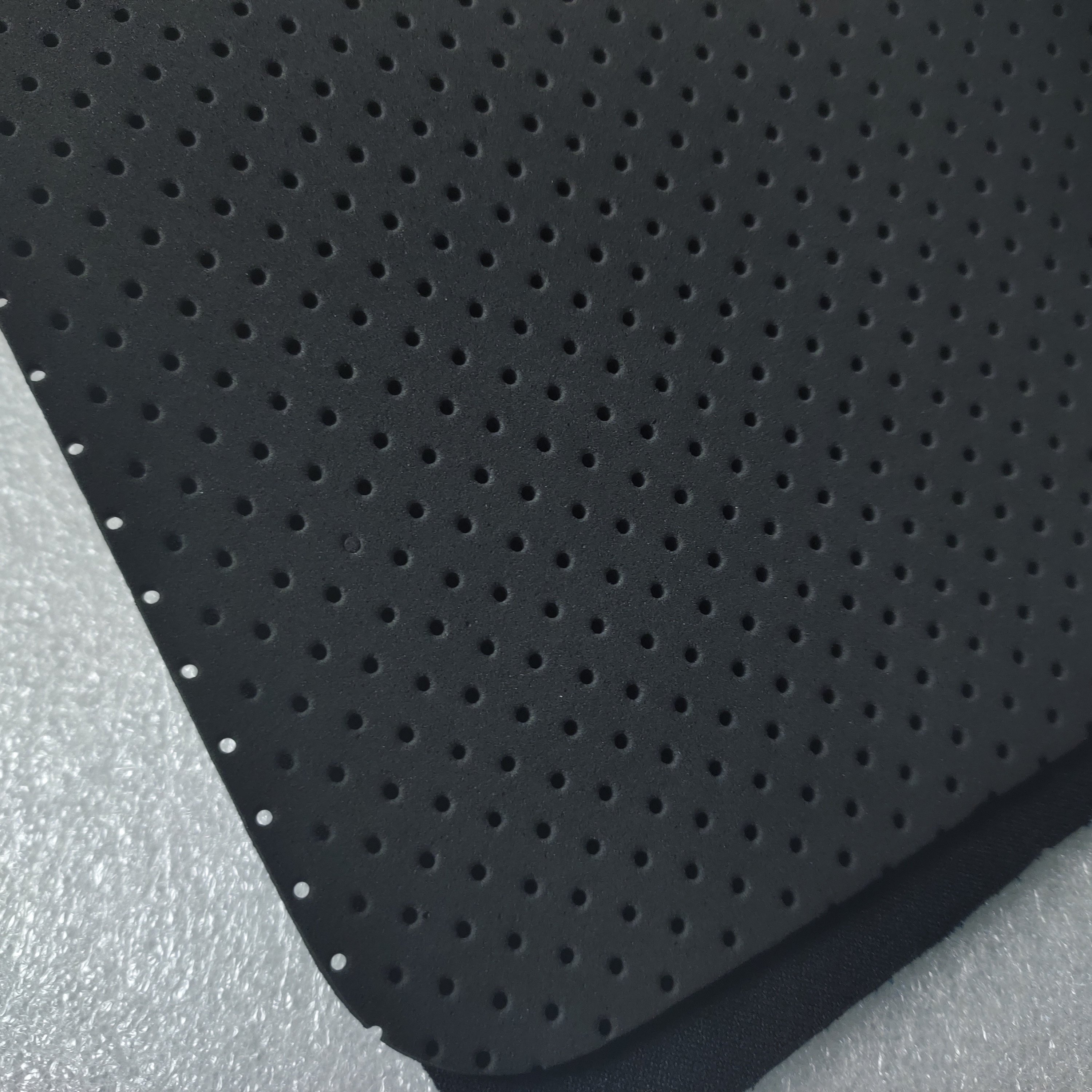 Custom Punching Hole Sizes Neoprene Fabric High Elastic Breathable Perforated Neoprene Foam Rubber Sheet