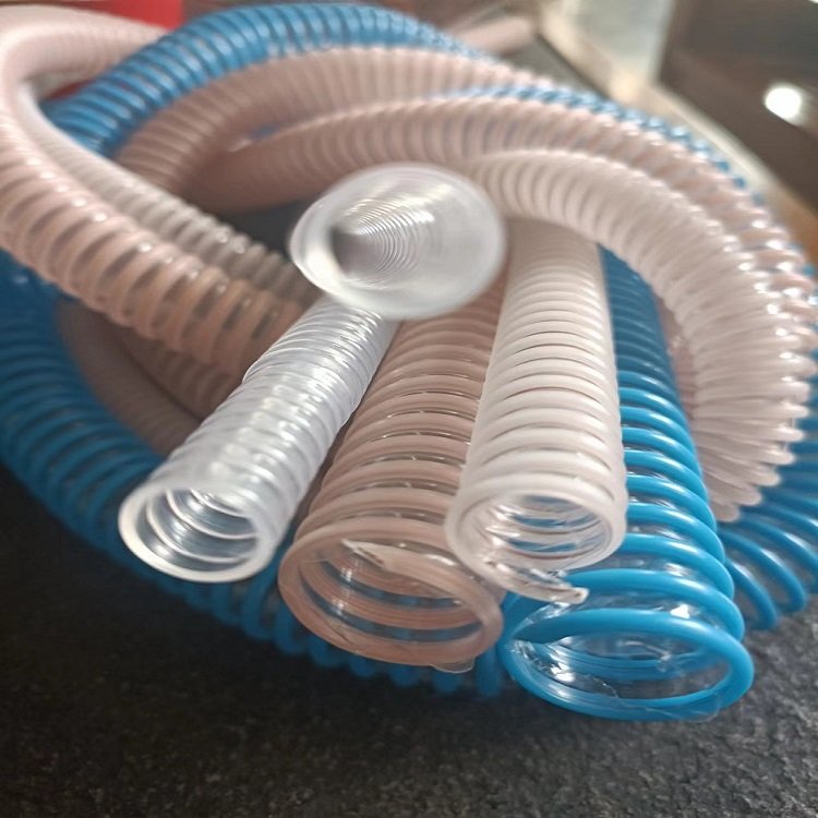 Threaded plastic pipe