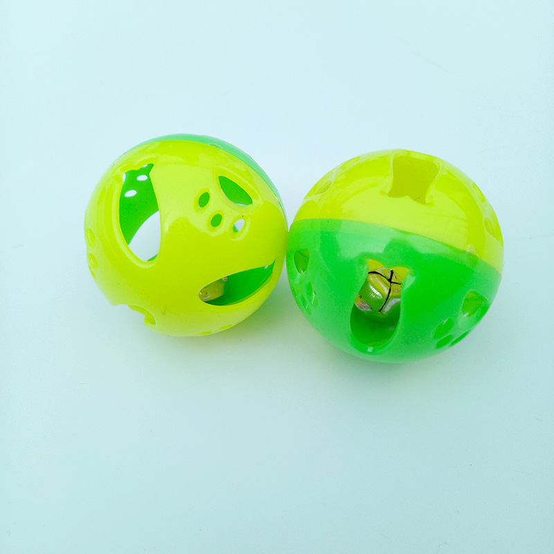 Colorful Plastic Play Cat Ball Toy with Jingle Bell OEM Bulk Plastic Ball Toy Bell Pet Chew Toys Set