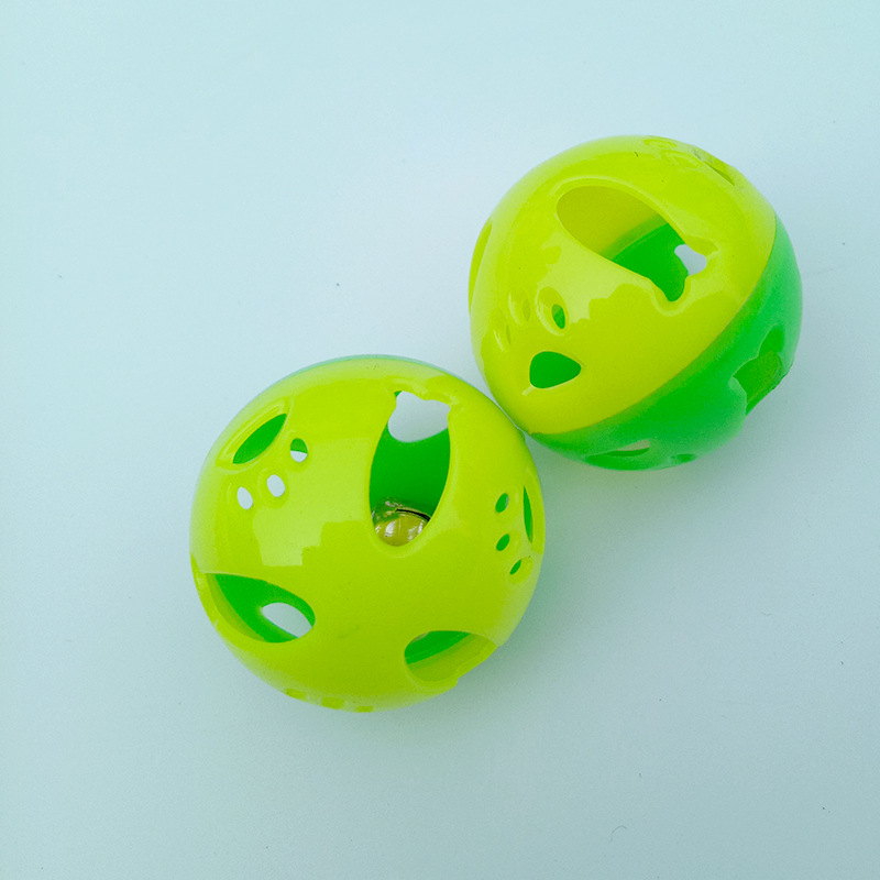 Colorful Plastic Play Cat Ball Toy with Jingle Bell OEM Bulk Plastic Ball Toy Bell Pet Chew Toys Set